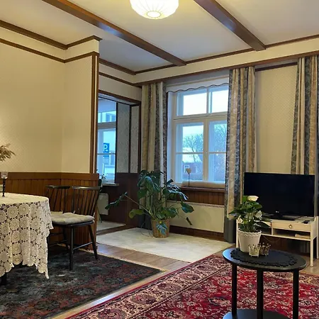 Apartament Hubane Saunaga Korter Vanalinnas