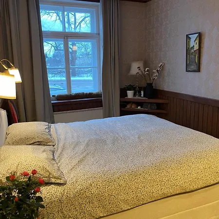 Hubane Saunaga Korter Vanalinnas * Kuressaare